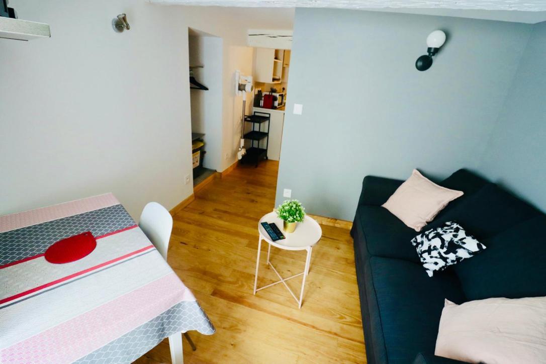 Apartment Reverie *